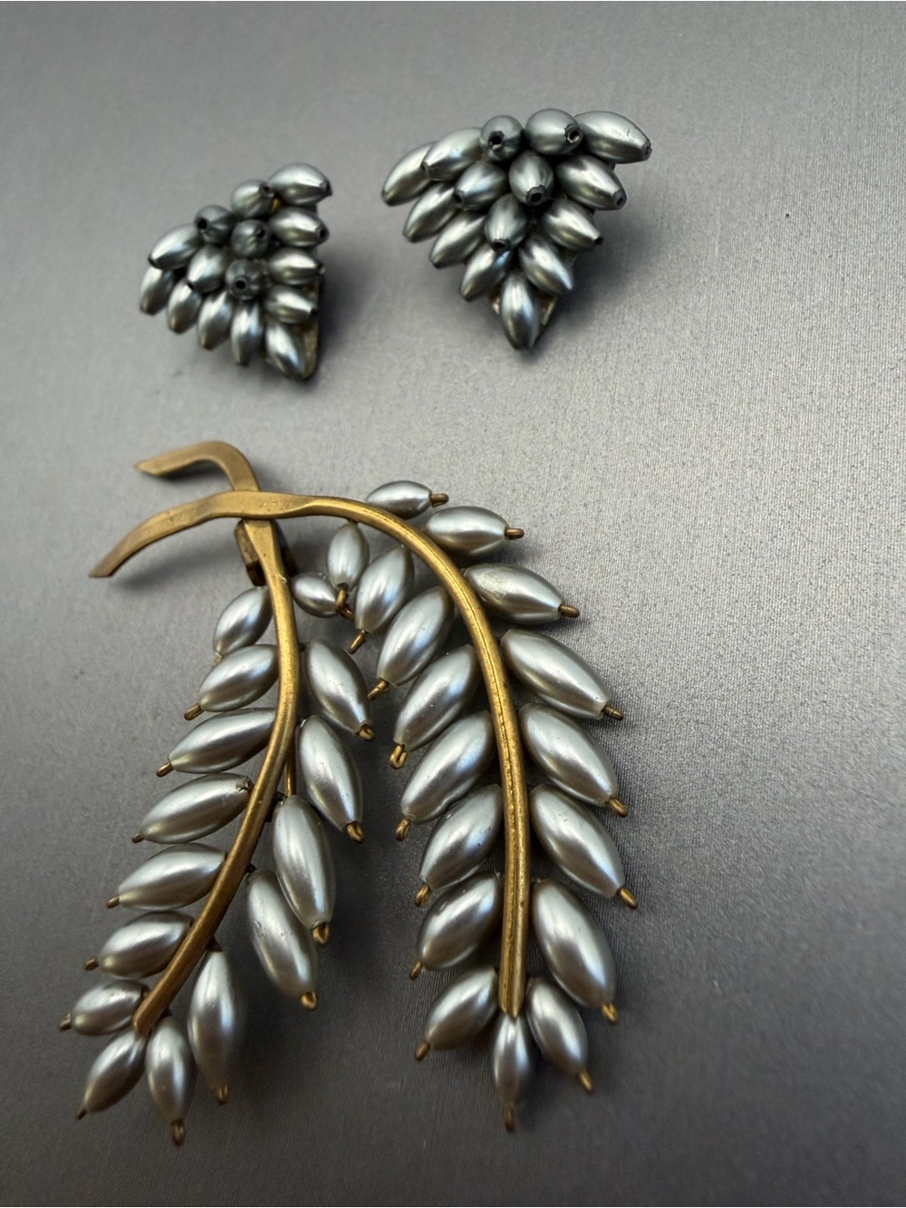 Vintage Silver Faux Rice Pearl Beads Leaf Brooch and Earrings